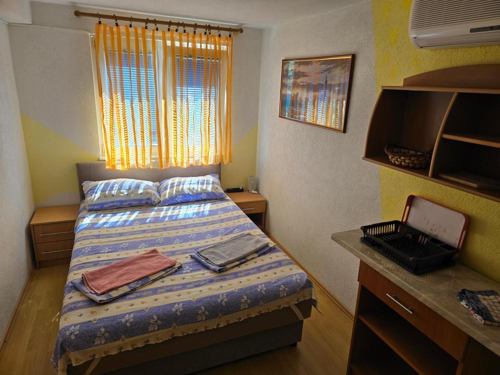 Apartmani Jelena 네움 외부 사진