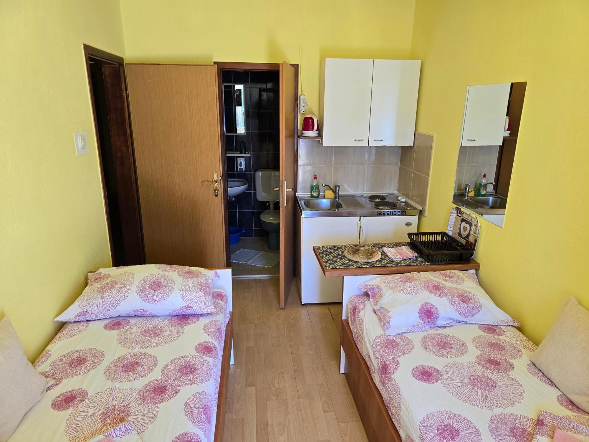 Apartmani Jelena 네움 외부 사진